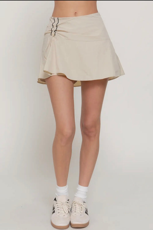 Kara Skort